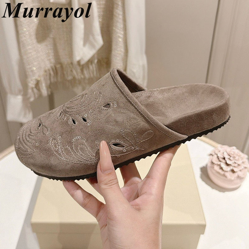 Kids Outdoor Outfit - Mules Femininos de Camurça com Bico